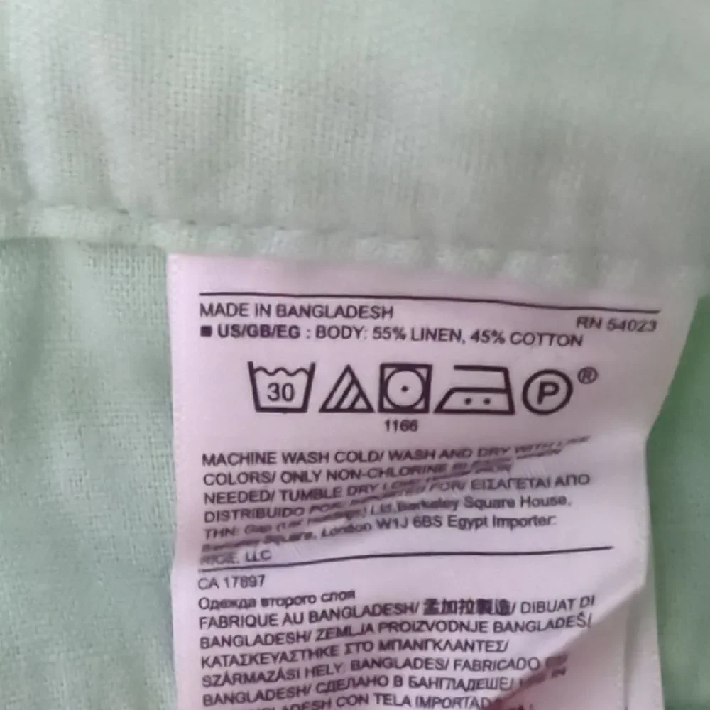 Banana Republic Light Green Linen Cropped Pants